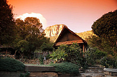 Desert Rose Lodge
