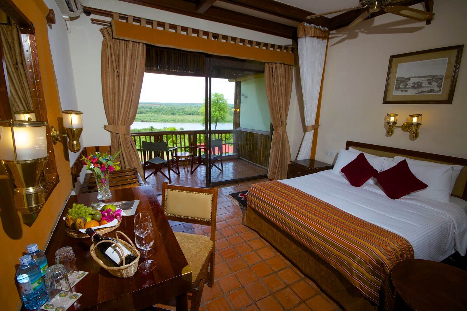 Paraa Safari Lodge