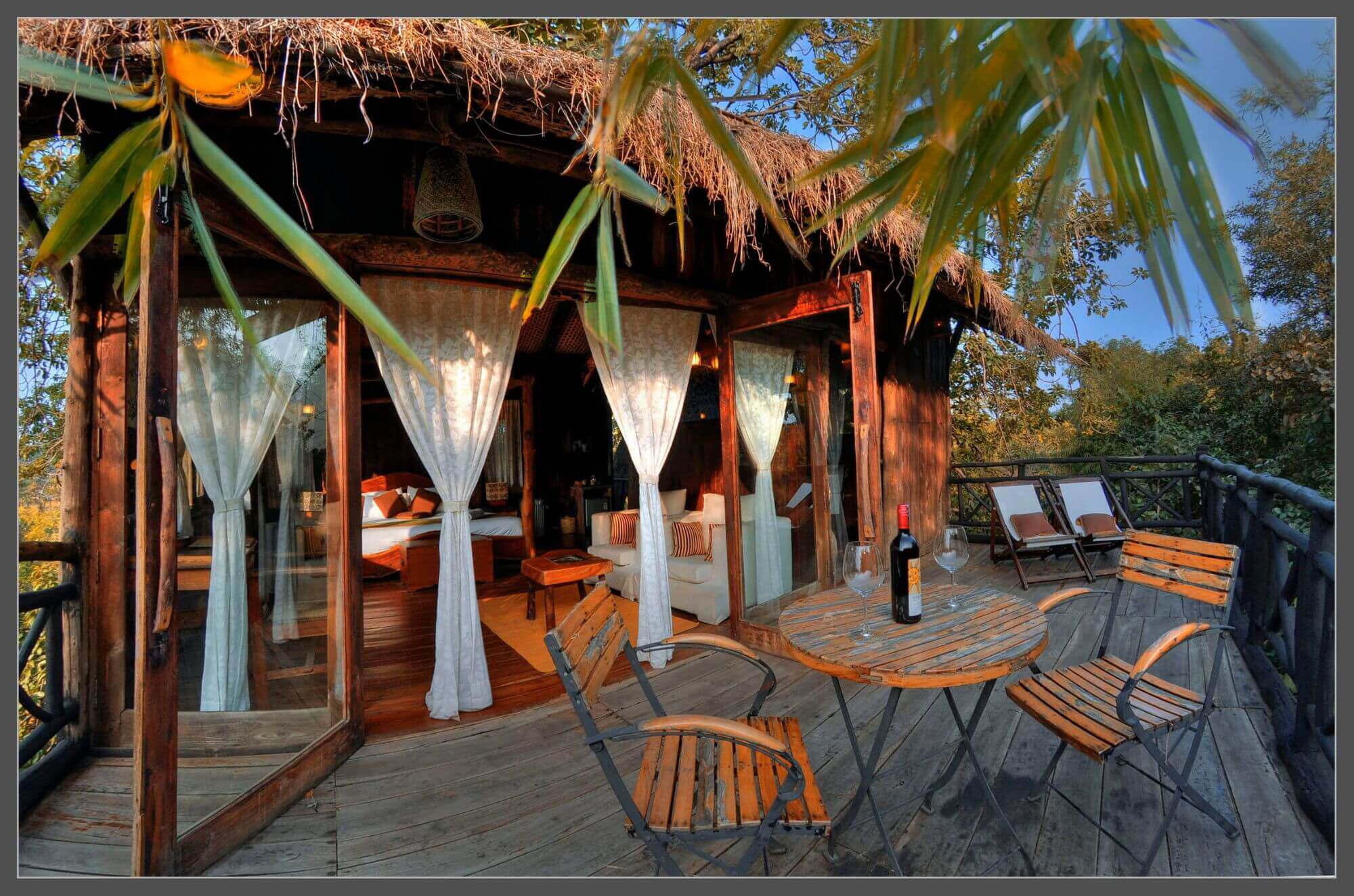 Tree House Hideaway